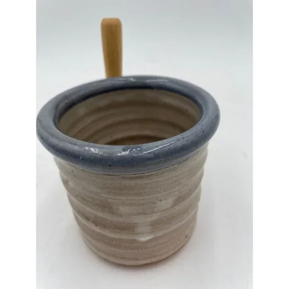 Handcrafted Clay Butter Cheese Crock With Wooden Knife Holder & Blue Rim - Picture 5 of 5